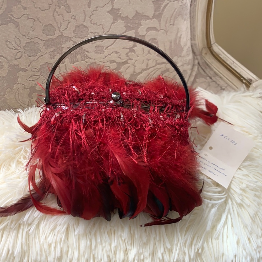 Kelly Kathleen Red Feather evening bag “She Devil” NWT smoke free home